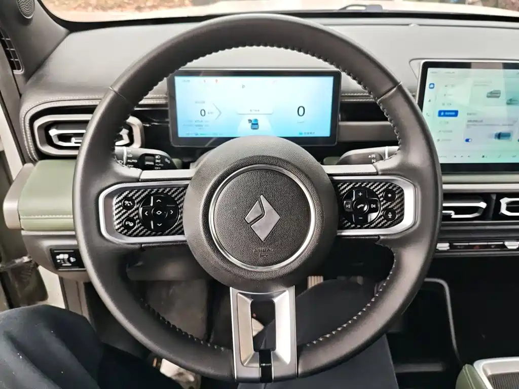 Baojun Yueye Plus 2024 2024 Smart Premium 4-Seater