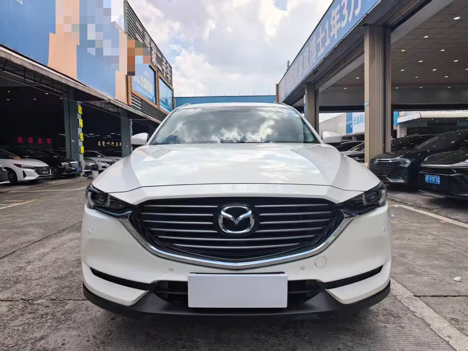 Фото 2 - Mazda CX-8