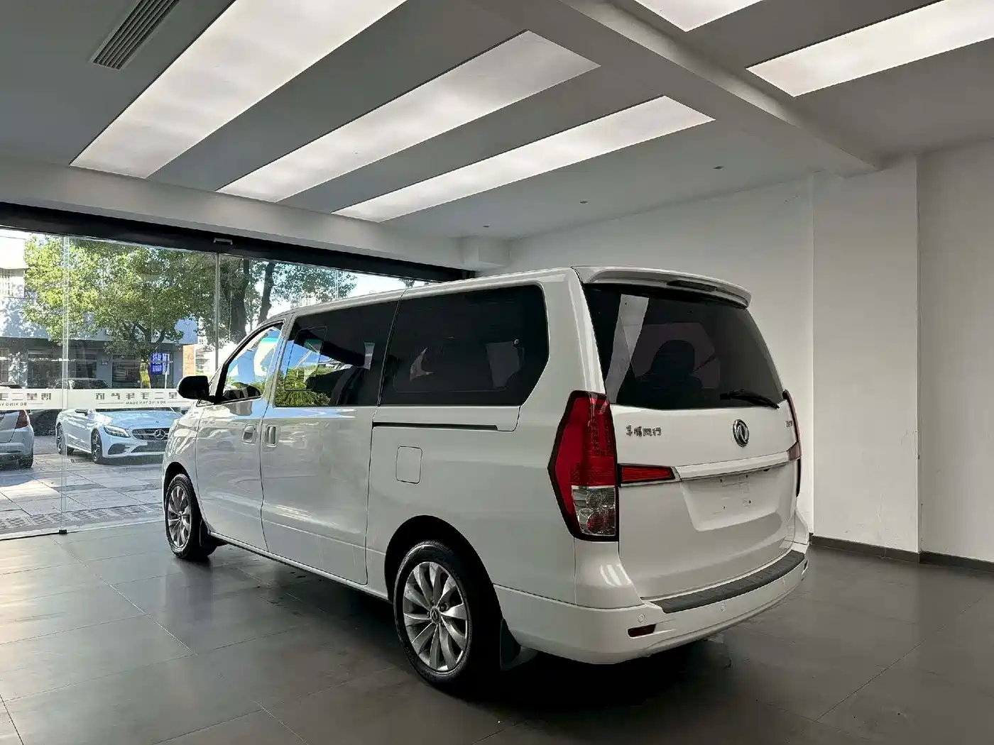 Dongfeng Fengxing Fengxing CM7 2018 2018 Facelift 2.0T Automatic Premium Type