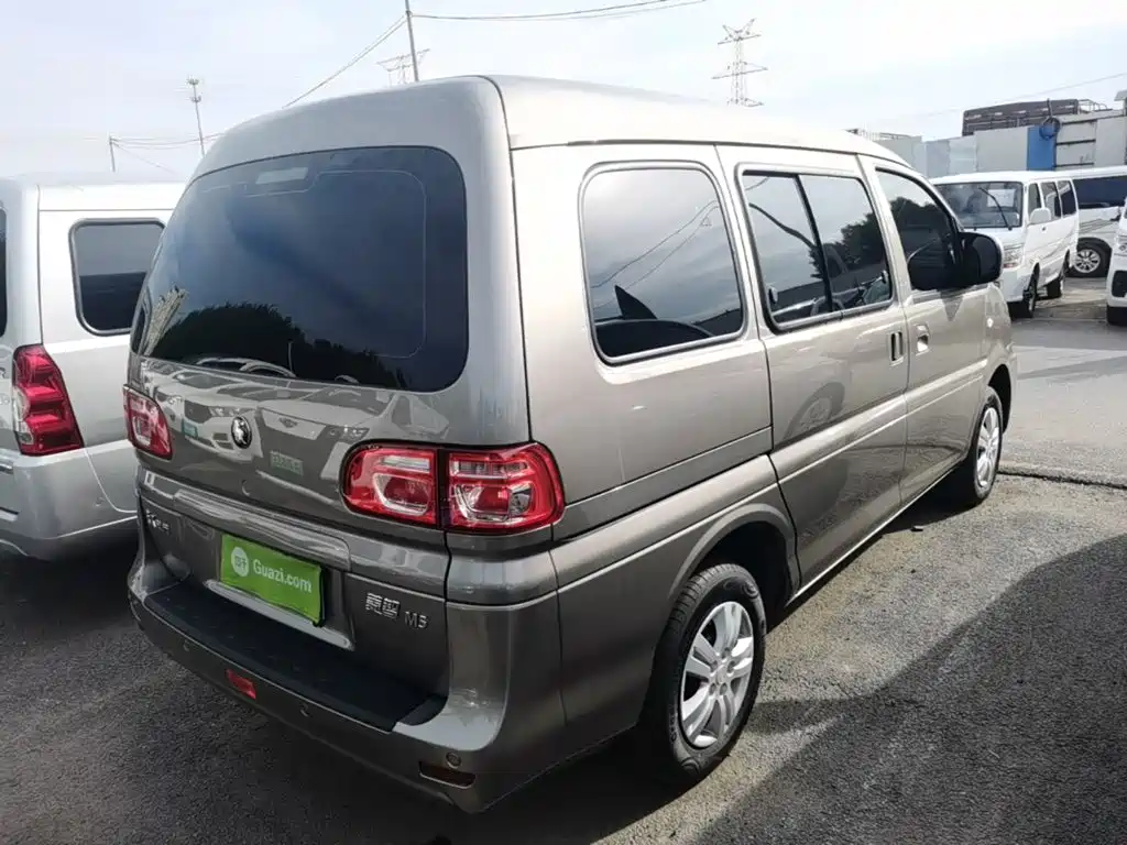 صورة 7 - Dongfeng Fengxing Lingzhi