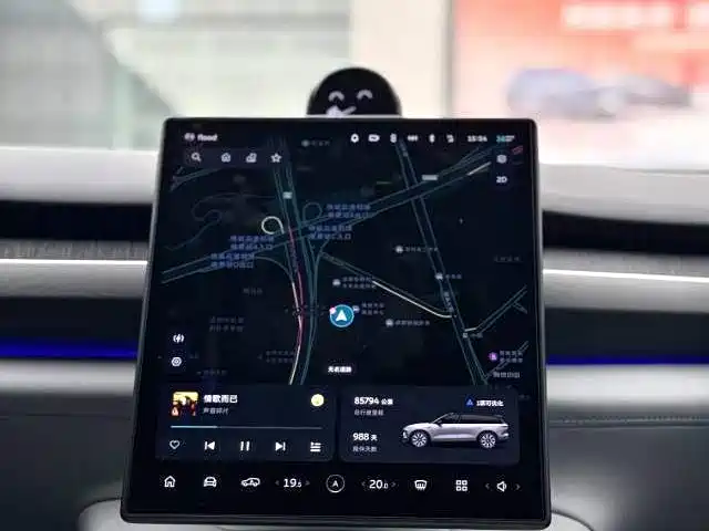 Фото 6 - NIO ES8