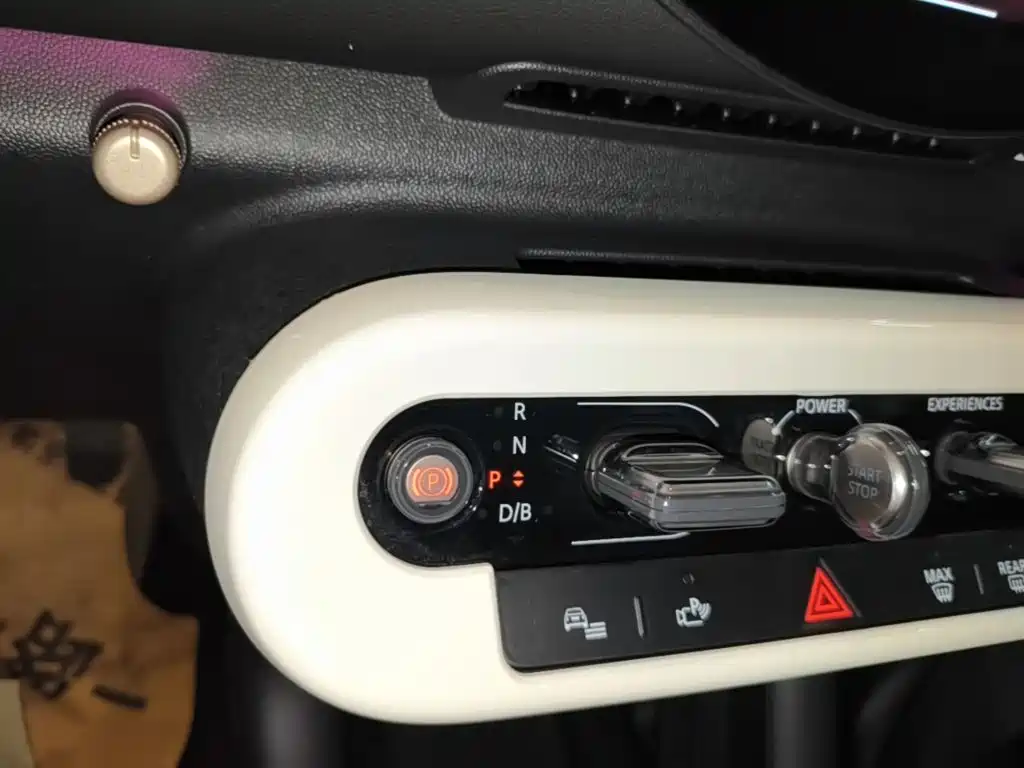 MINI Electric MINI COOPER 2024 2024 456km COOPER E Classic