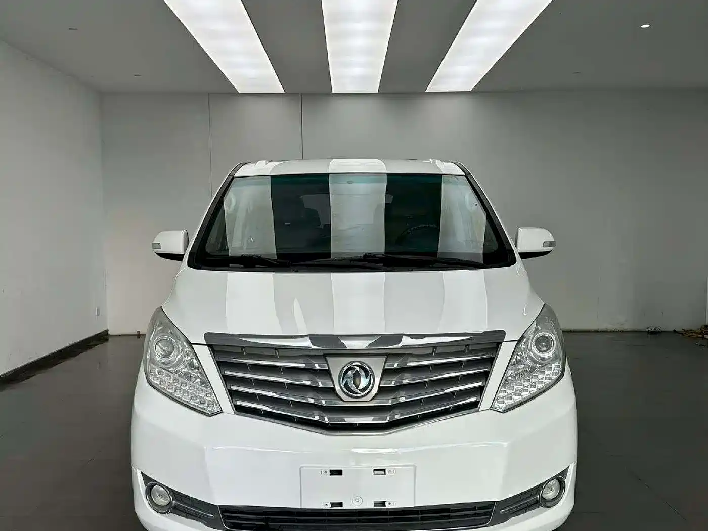 Dongfeng Fengxing Fengxing CM7 2018 2018 Facelift 2.0T Automatic Premium Type