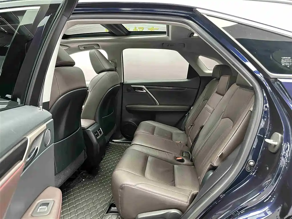 Lexus RX 2020 Facelift 300 AWD Elegance Edition фото 6