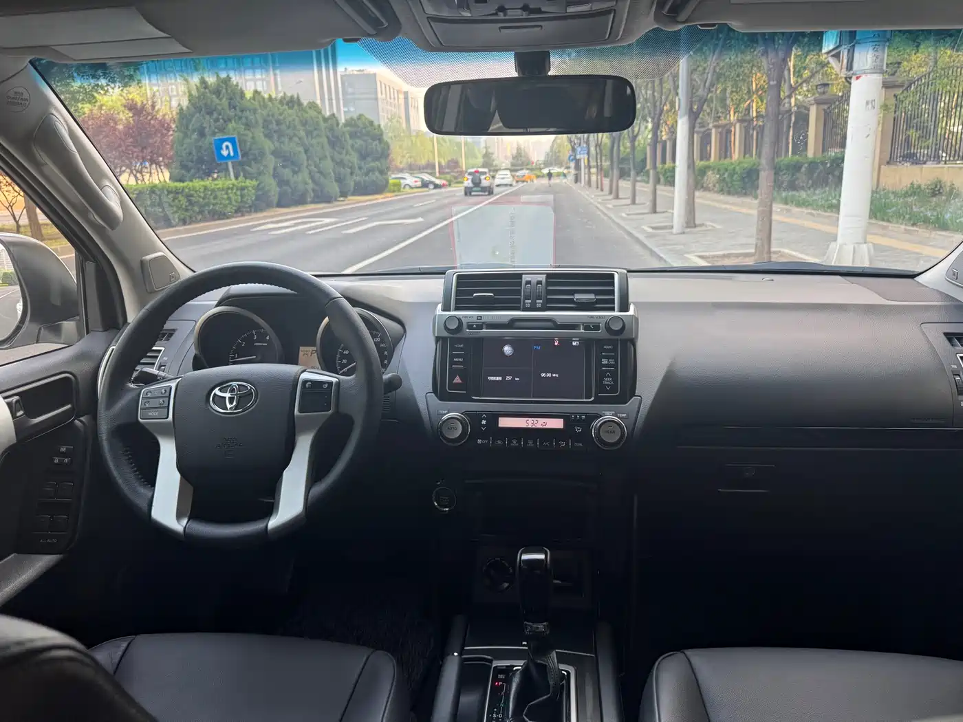 Toyota Prado 2016 2.7L Auto Luxury Edition фото 26