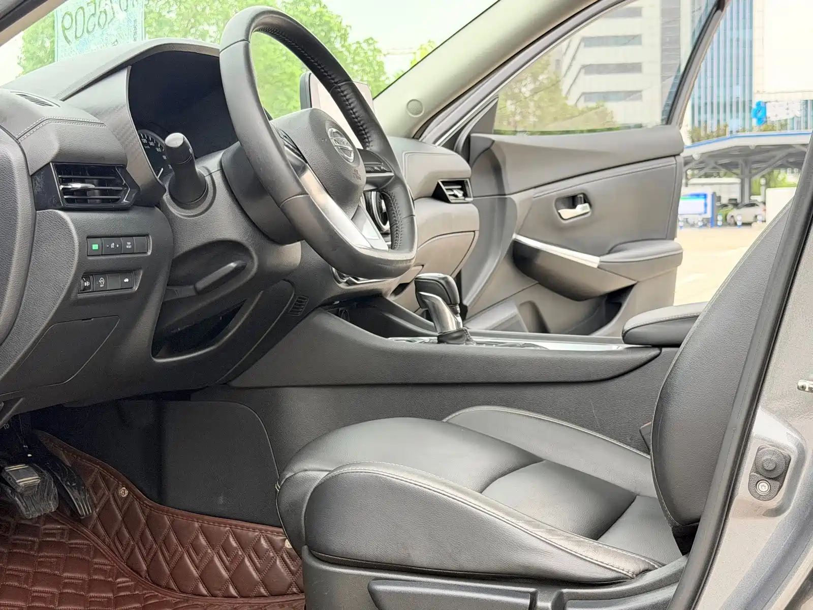 Фото 11 - Nissan Sylphy