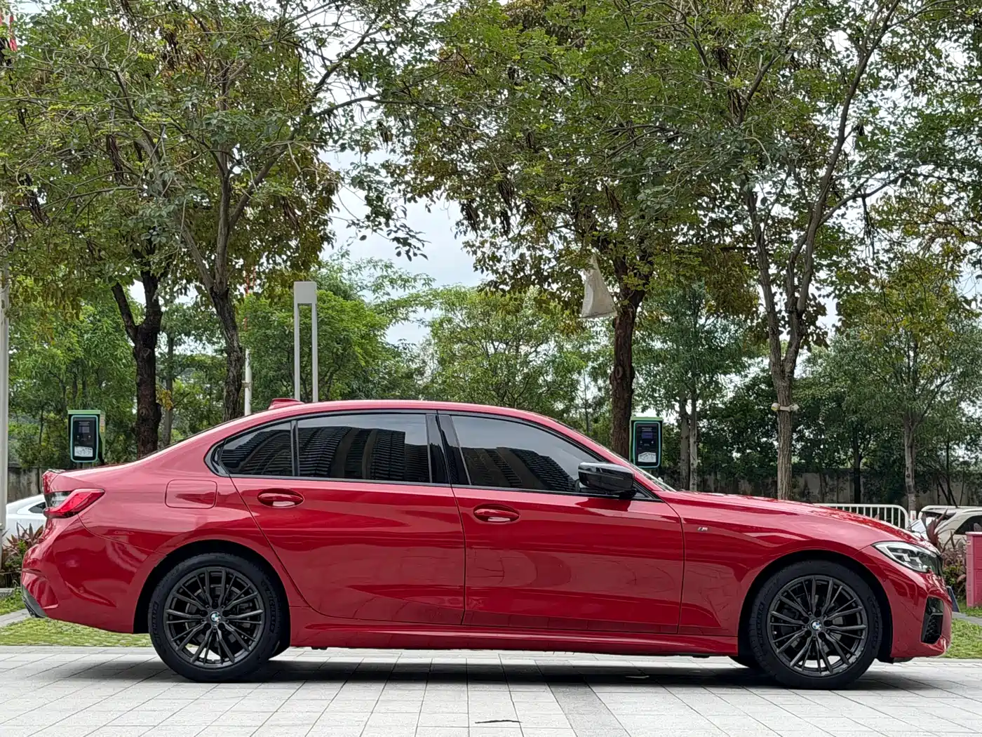 BMW 3 Series 2020 325Li M Sport Black Night Package фото 4