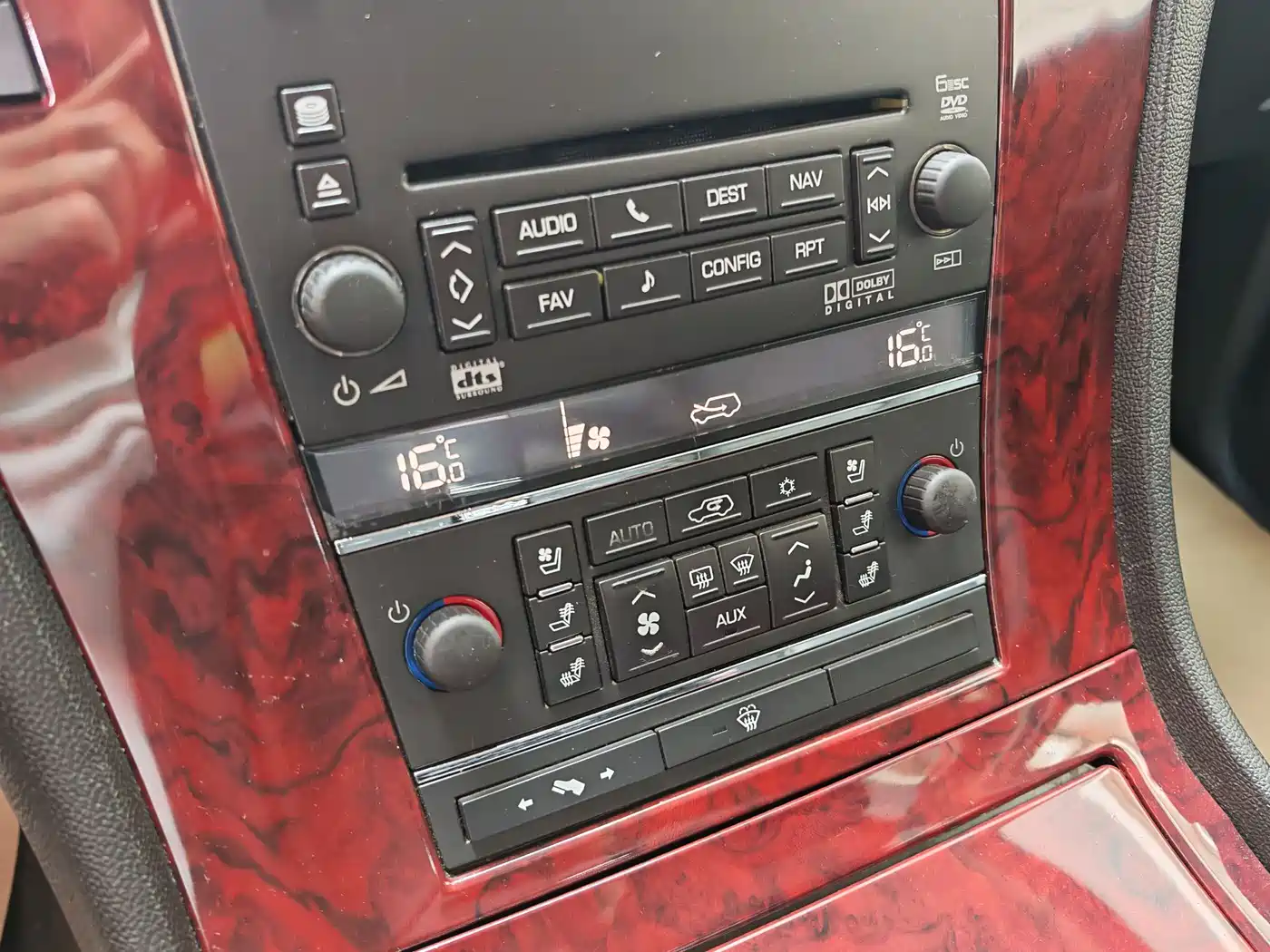 Cadillac Escalade 2007 6.2 AWD фото 16