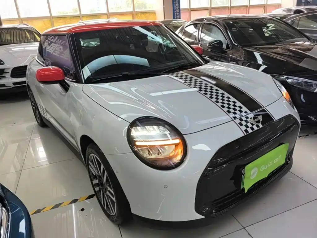 MINI Electric MINI COOPER 2024 2024 456km COOPER E Classic