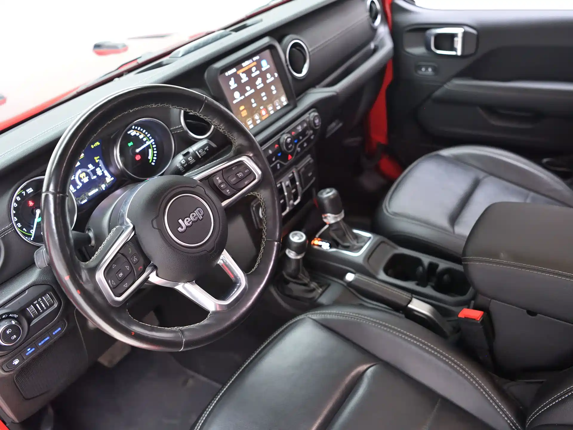 Photo 14 - Jeep Wrangler 4xe