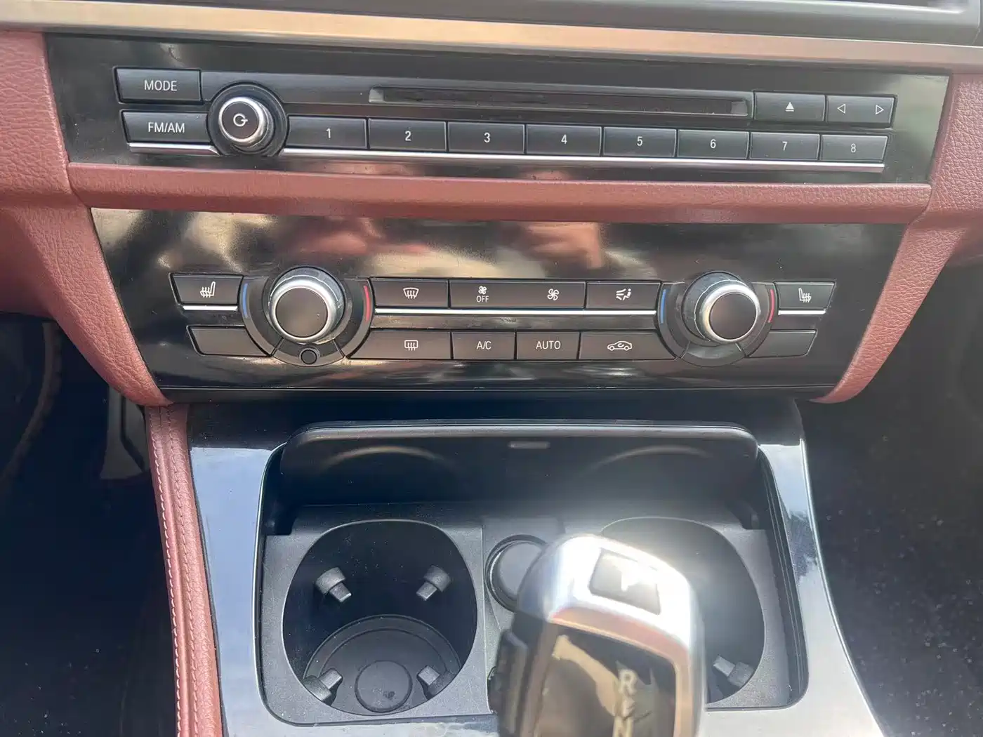 BMW 5 Series 2017 520Li Classic Edition фото 12