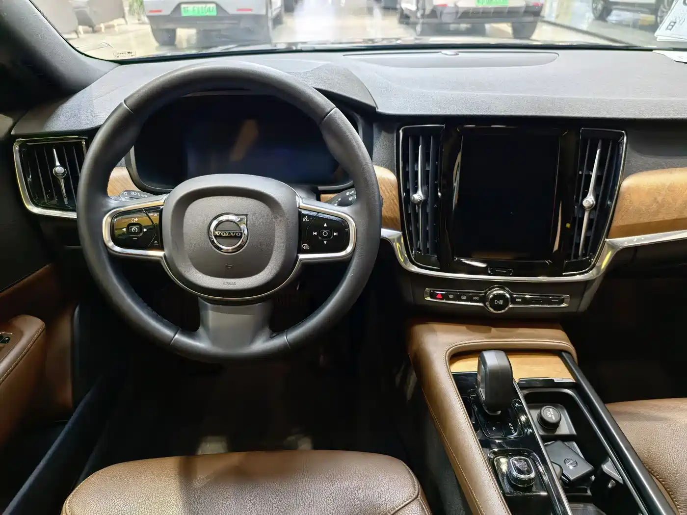 Volvo S90 2024 2023 B5 Intelligent Comfort Luxury Edition