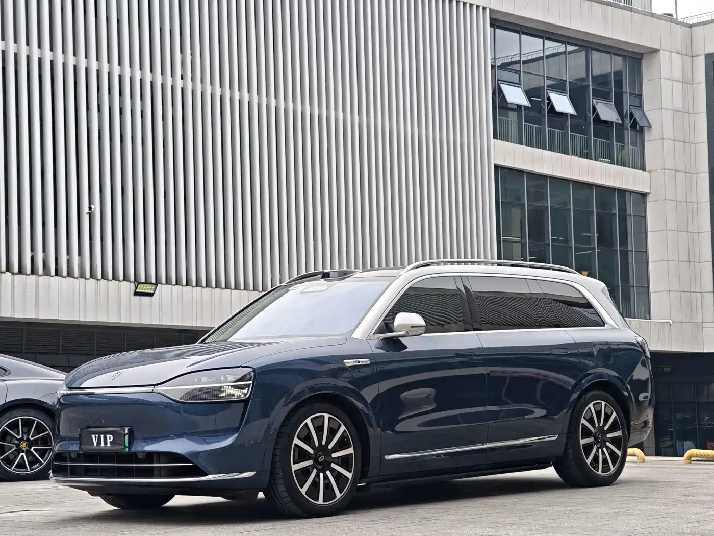 Aito M9 2024 2024 Range Extender Ultra 52kWh 6-seater