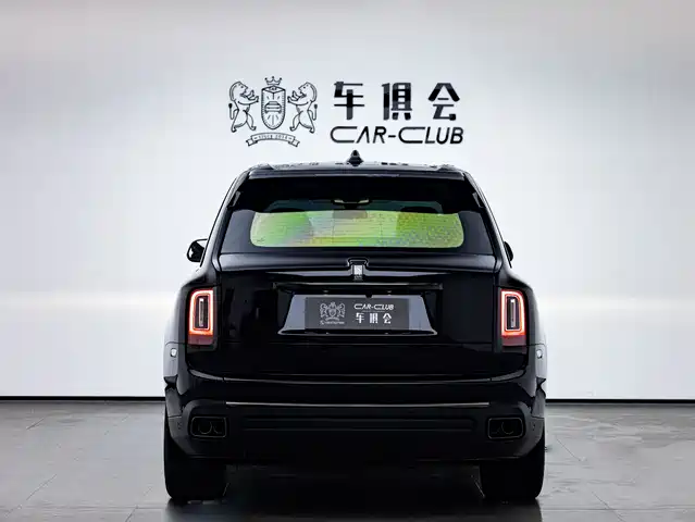Rolls-Royce Cullinan, фото 4