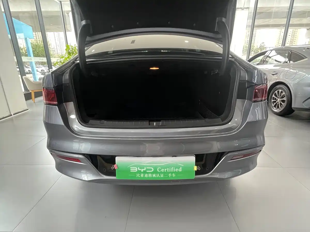 Фото 16 - BYD Qin PLUS