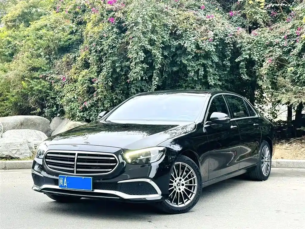 Mercedes-Benz E-Class 2022 E 260 L