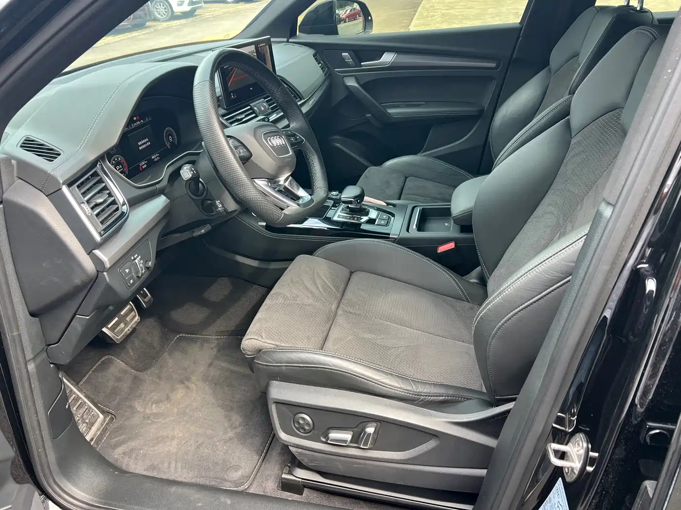 Audi Q5L Sportback 2024 2024 40 TFSI Luxury Version
