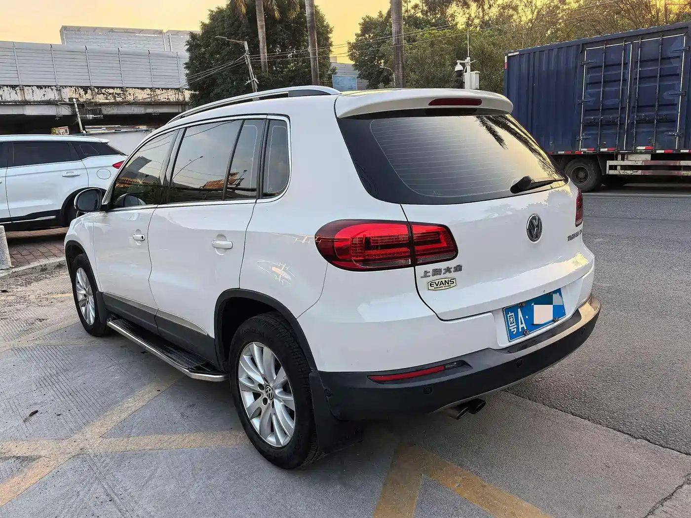 Volkswagen Tiguan 2013 1.8TSI Automatic 2WD Luxury Model фото 6