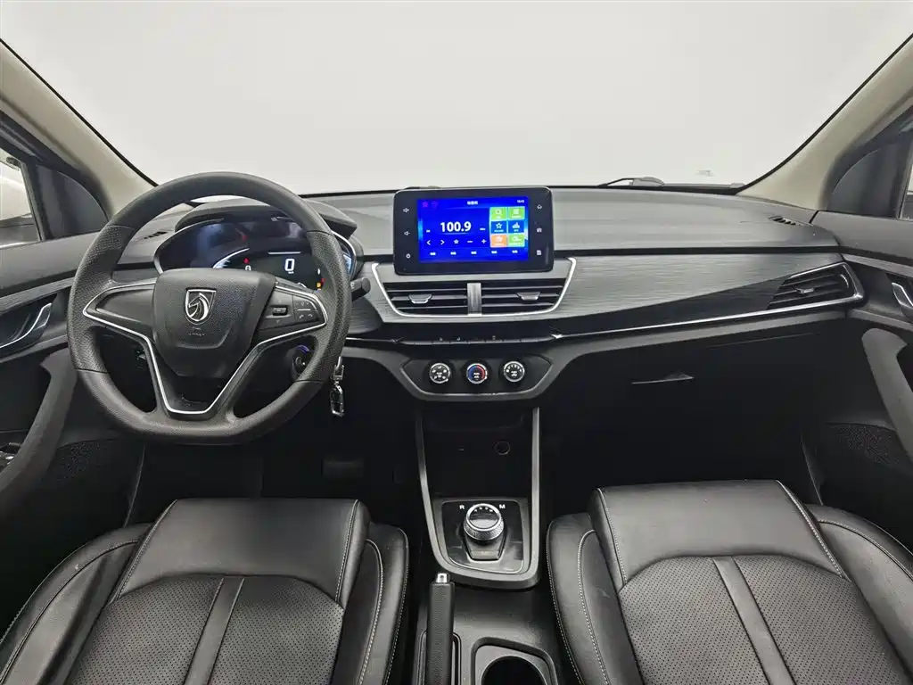 BAOJUN 360