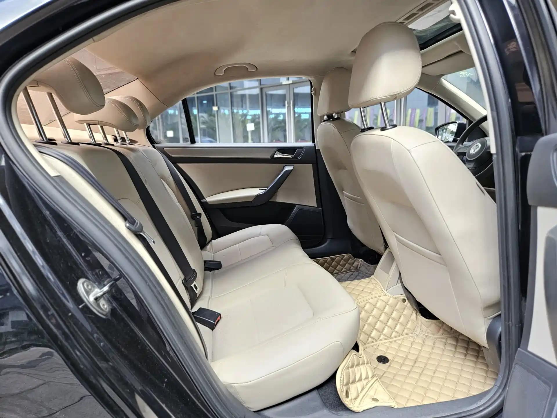 Photo 6 - Volkswagen Santana
