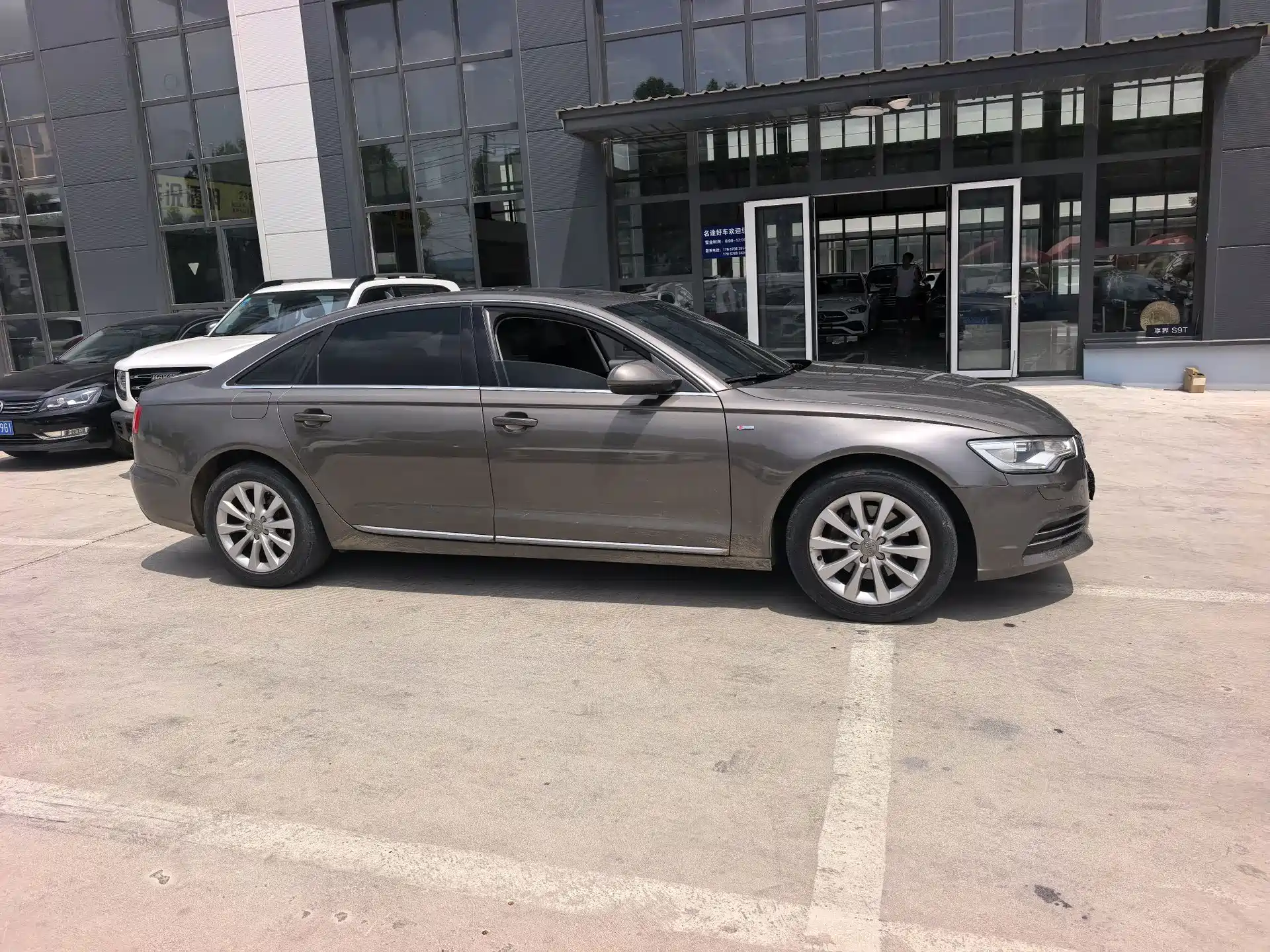 Photo 16 - Audi A6L