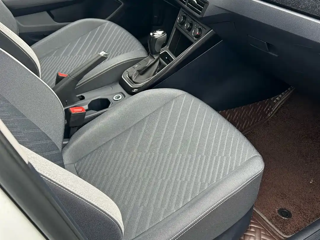 Фото 7 - Volkswagen Lavida