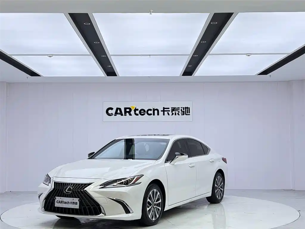 Lexus ES 2022 200 Excellence Edition