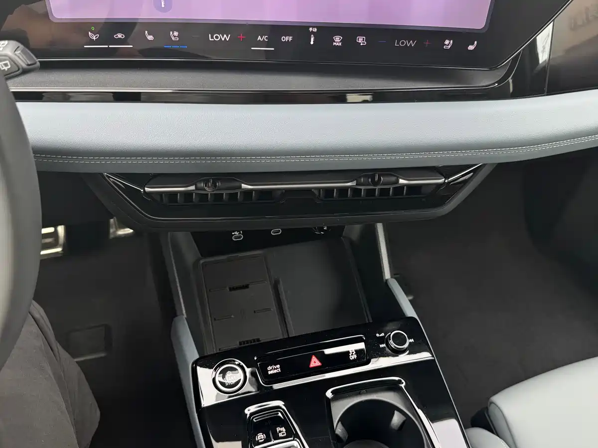 Audi Q6L e-tron 2025 2025 Model Pioneer Edition