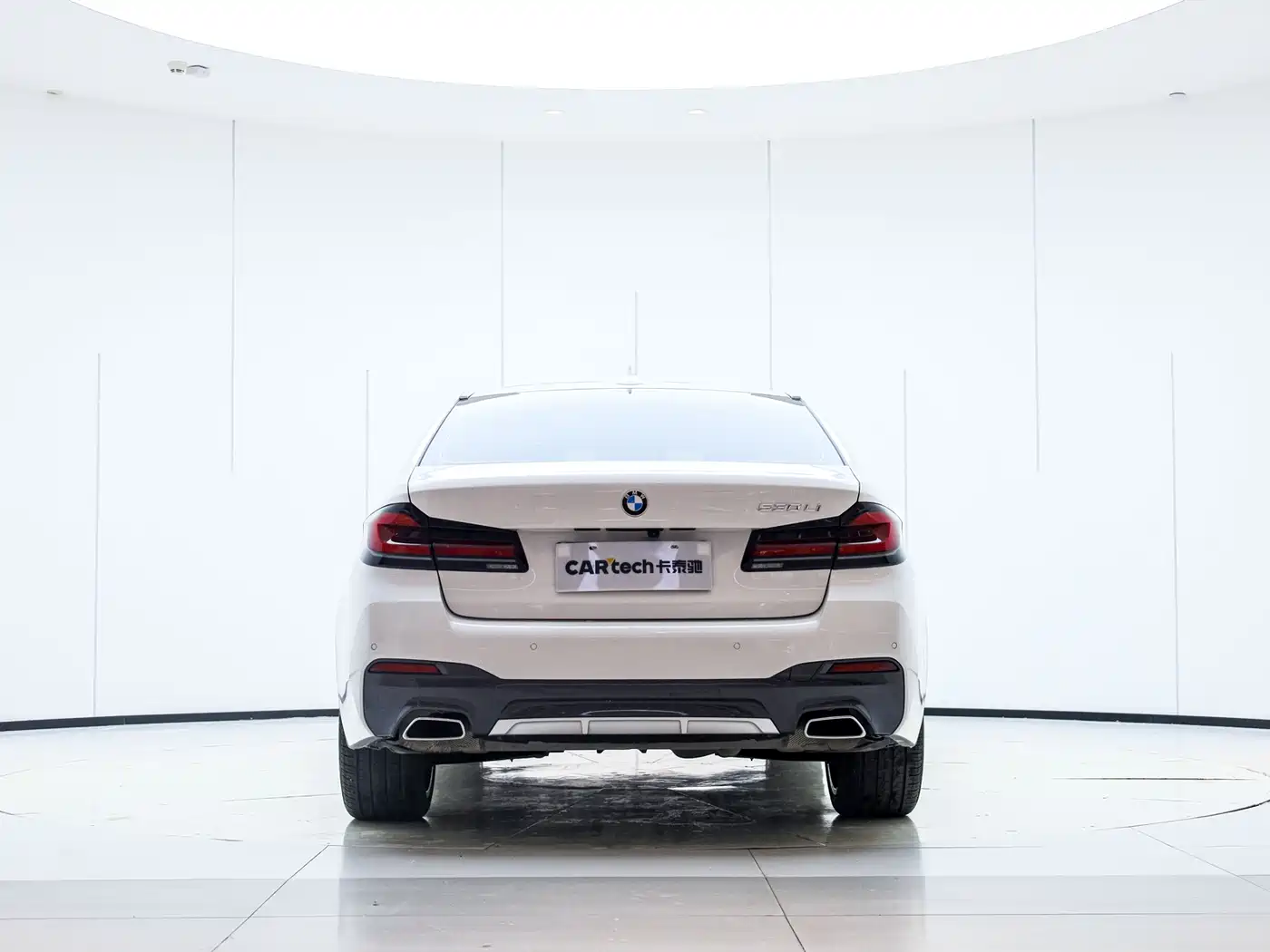 BMW 5 Series 2023 530Li Leading M Sport Package фото 3
