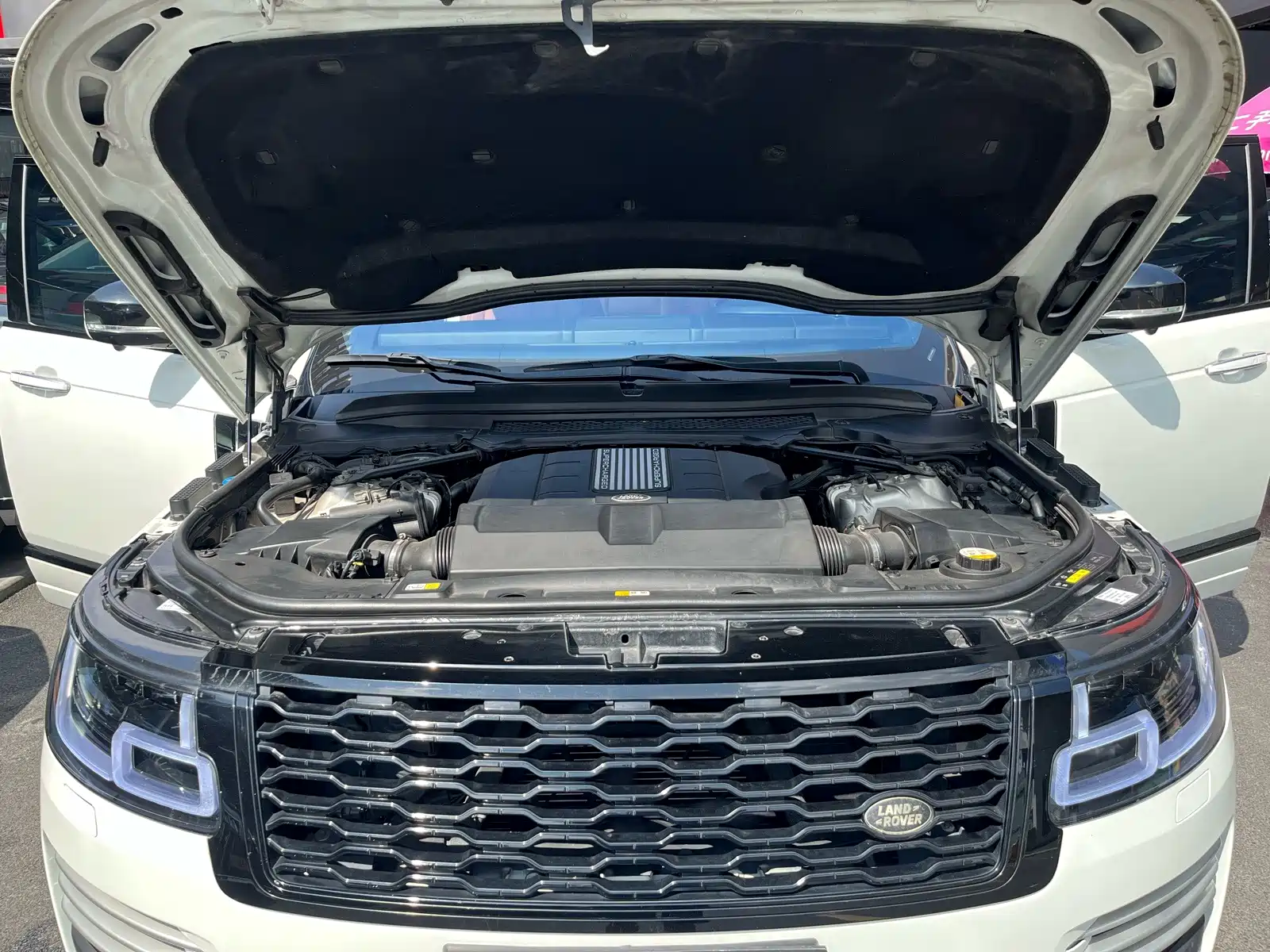 Фото 24 - Land Rover Range Rover
