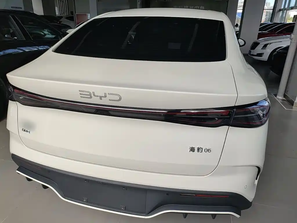 صورة 6 - BYD Seal 06 New Energy