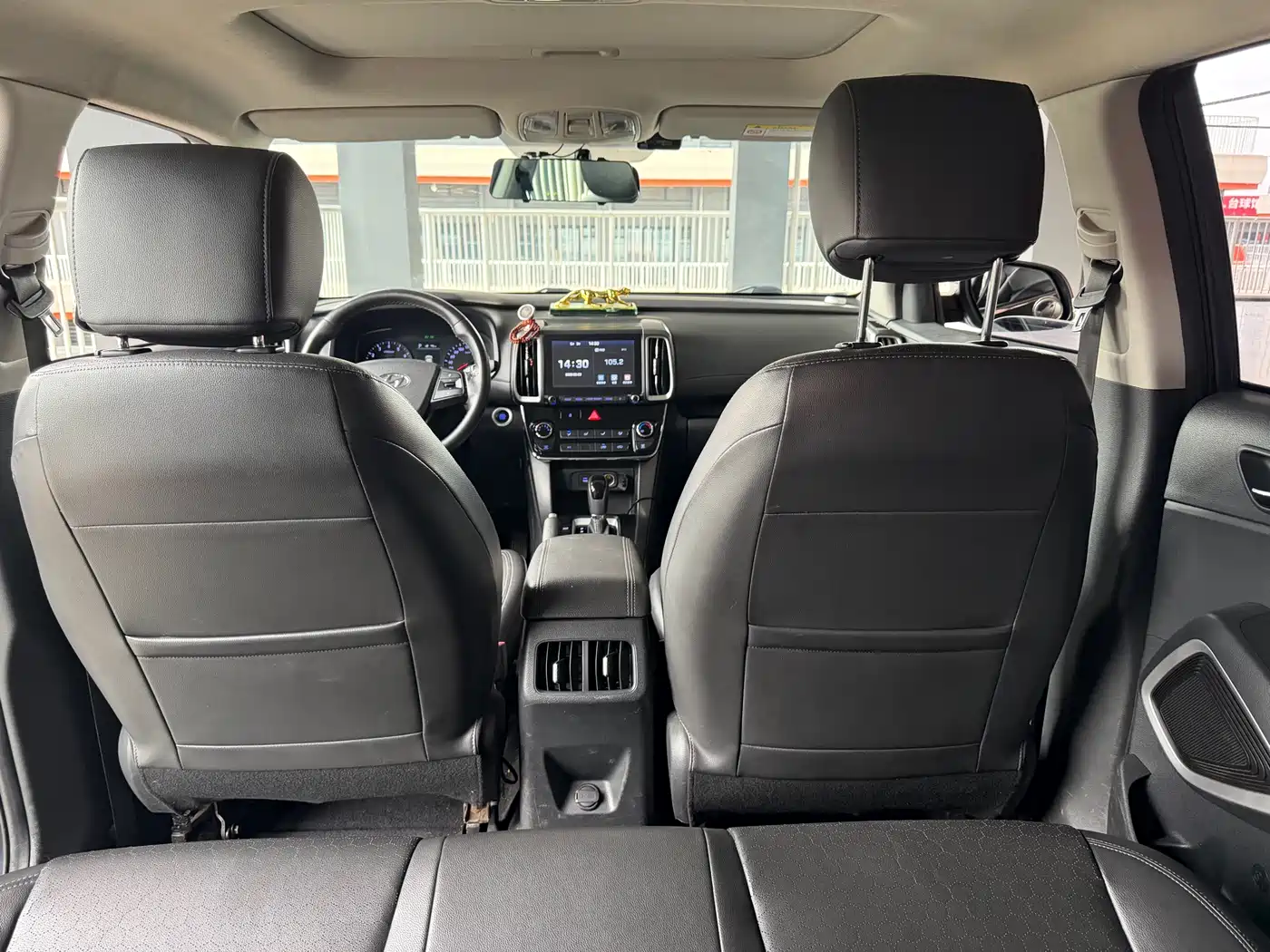 Hyundai Beijing Hyundai ix35 2018 2.0L Automatic 2WD Zhiyong·Enjoyment Edition фото 6
