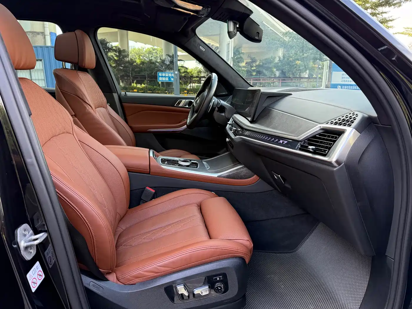 BMW X7 2023 xDrive40i Exclusive M Sport Package фото 5