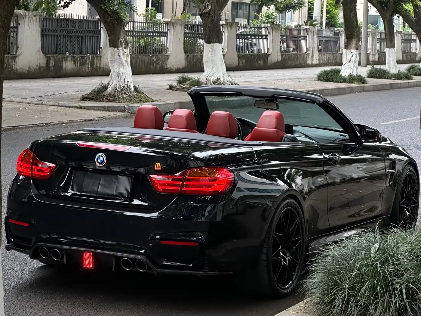 BMW M4 2014 M4 Convertible Coupe фото 2