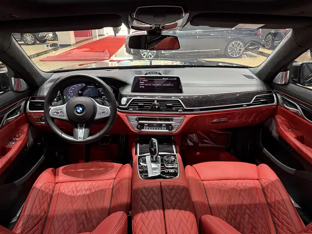 BMW 7 Series 2019 Facelift M760Li xDrive V12 Sport Package фото 19