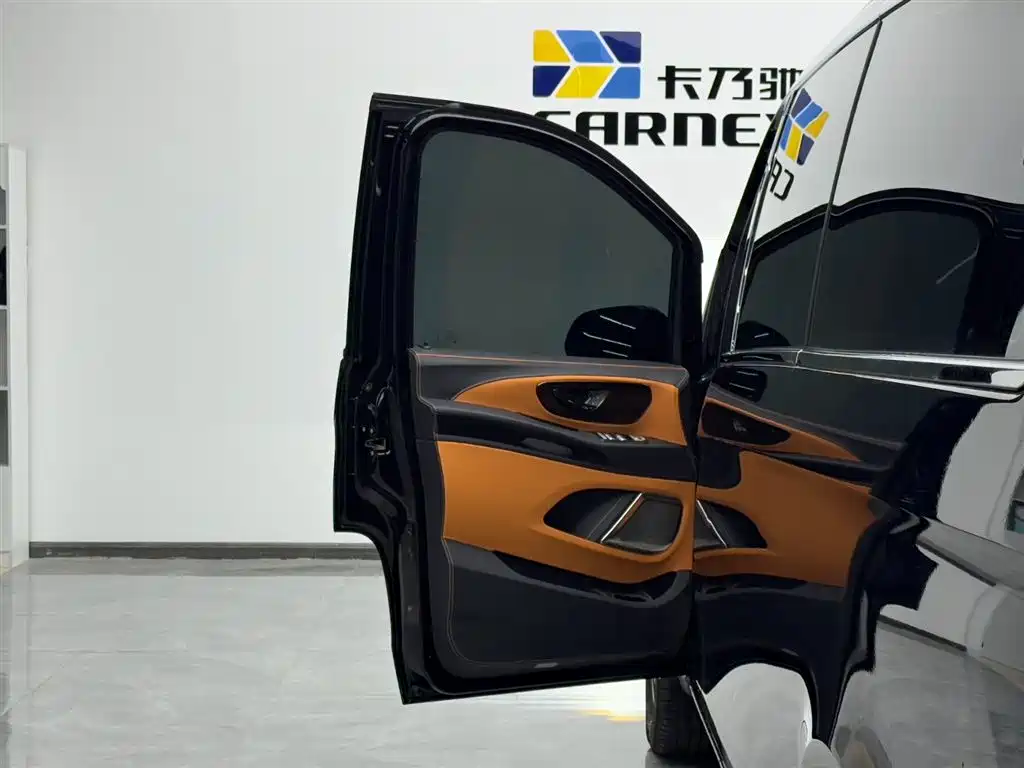Mercedes-Benz Vito 2024 2.0T Elite Edition 7-Seater фото 5