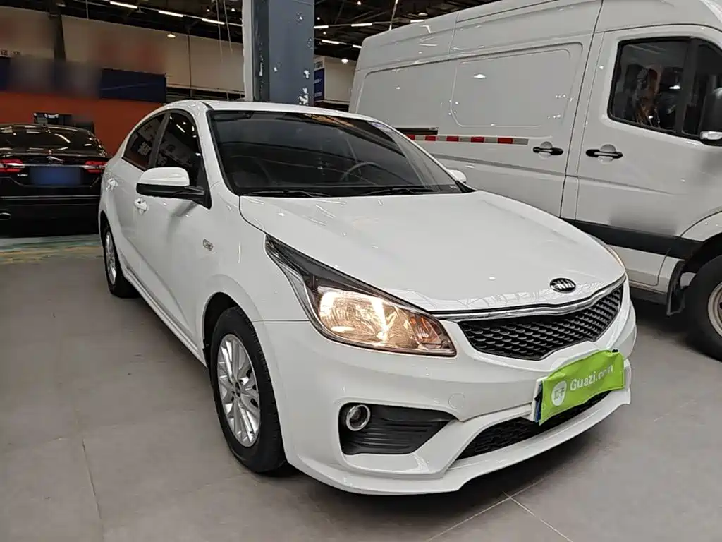 Фото 4 - Kia K2