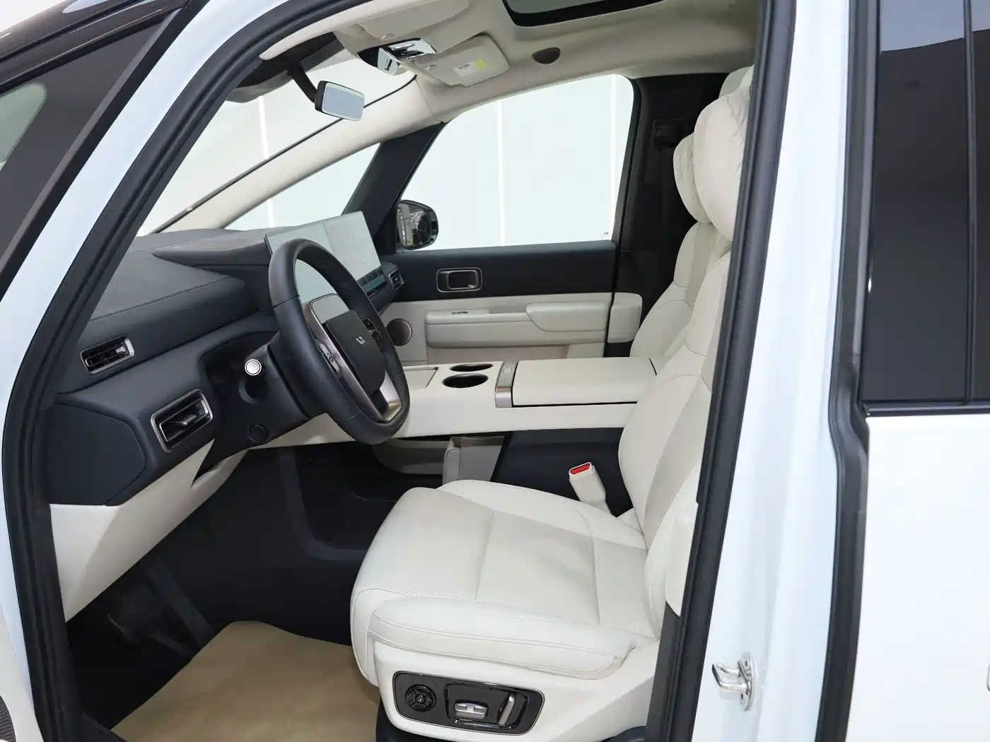 Li Auto MEGA 2025 2025 Model Home Family Special Edition
