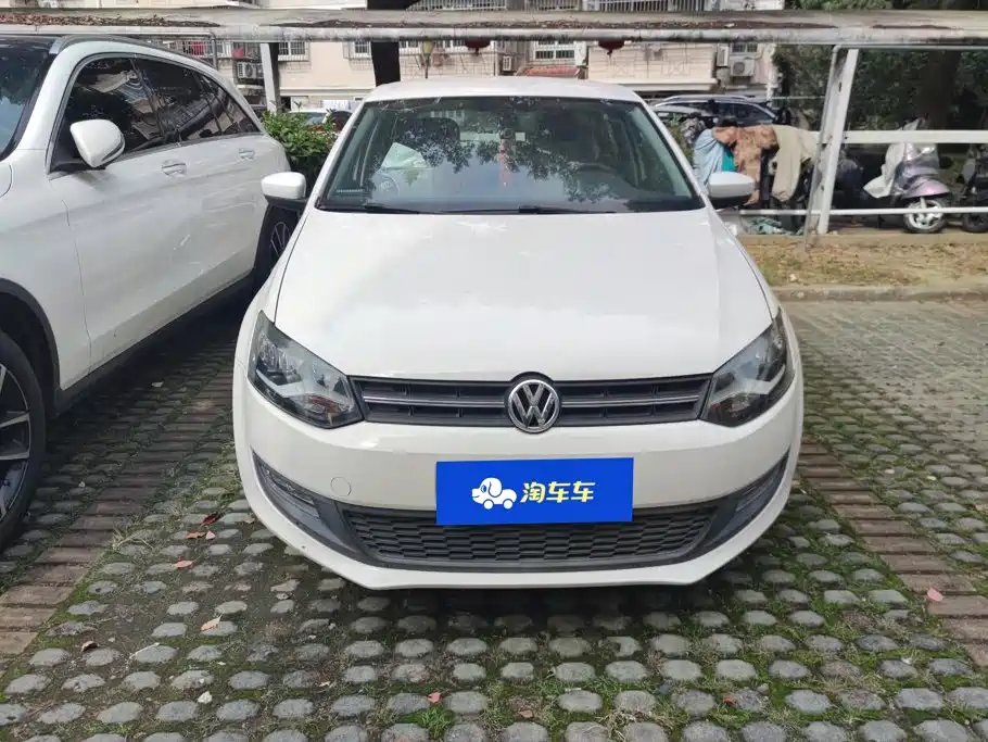 صورة 2 - Volkswagen Polo