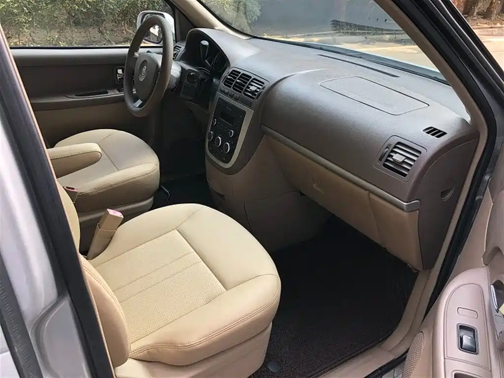Buick GL8 2013 2.4L Classic фото 8