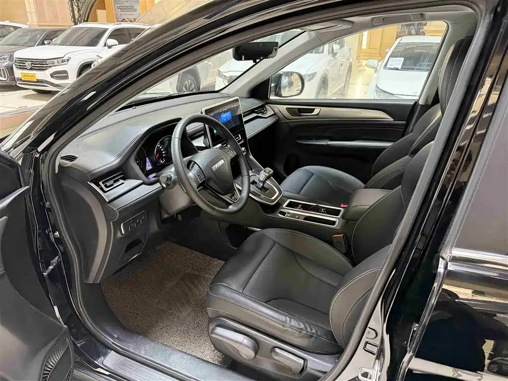 Haval M6 2023 PLUS 1.5T DCT Luxury Smart Connect фото 6