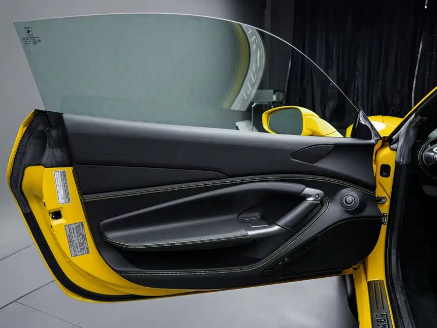 Ferrari F8 2023 2019 Tributo 3.9T V8