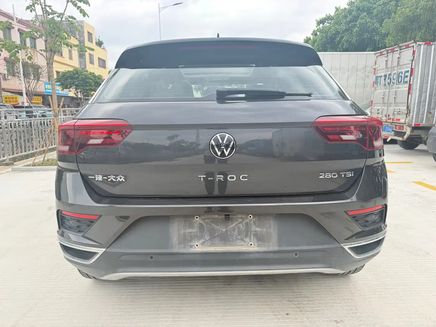 VOLKSWAGEN T-ROC EXPLORING SONGS