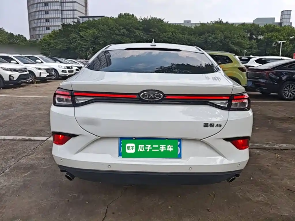 JAC JAC J7 2020 2020 1.5T CVT Surpass Type