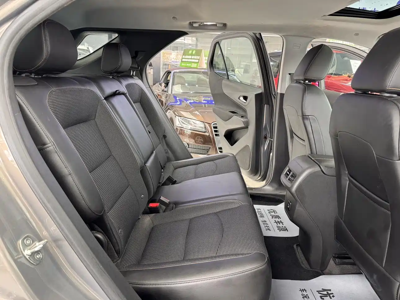 Chevrolet Equinox 2017 535T Automatic Galloping Edition фото 17