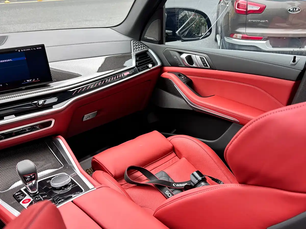 BMW X5 M 2023 Model X5 M Thunder Edition фото 12