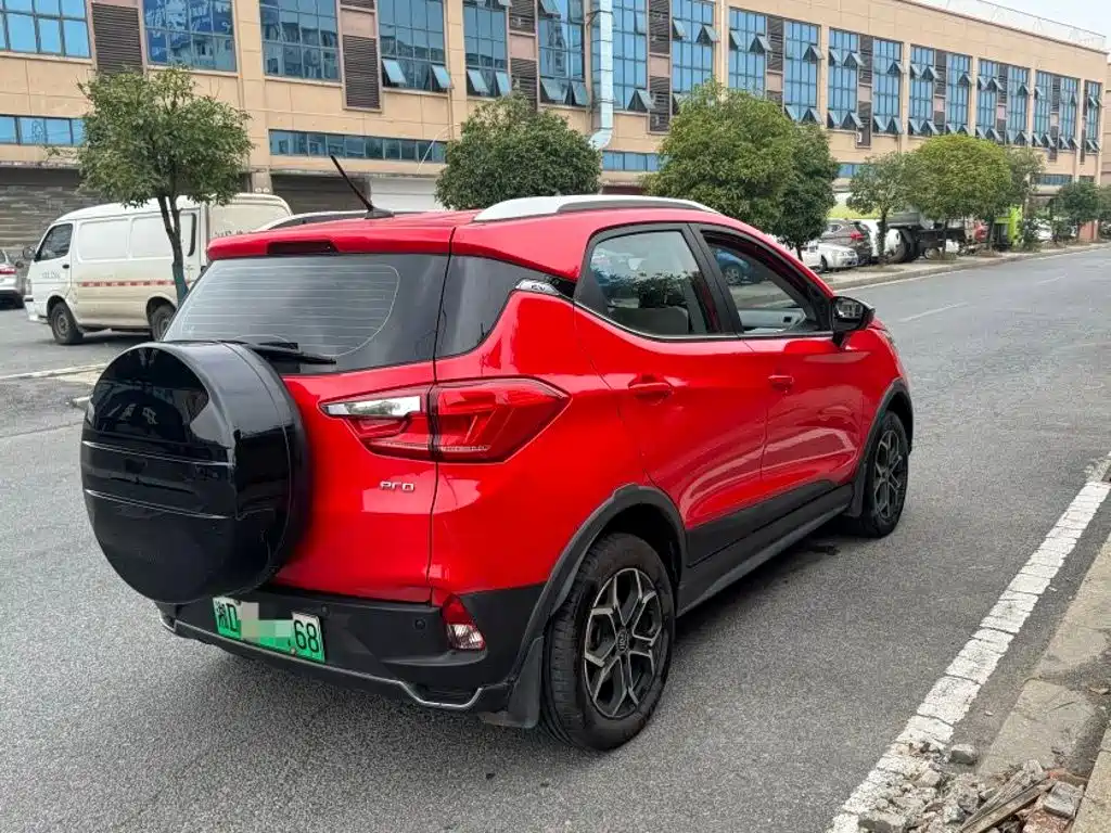 BYD Yuan Pro 2022 2021 401KM Luxury Model