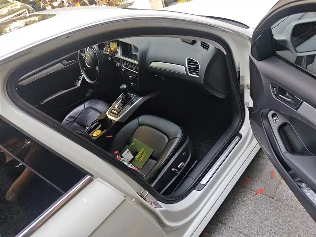Audi A4L 2013 35 TFSI Automatic Standard фото 20
