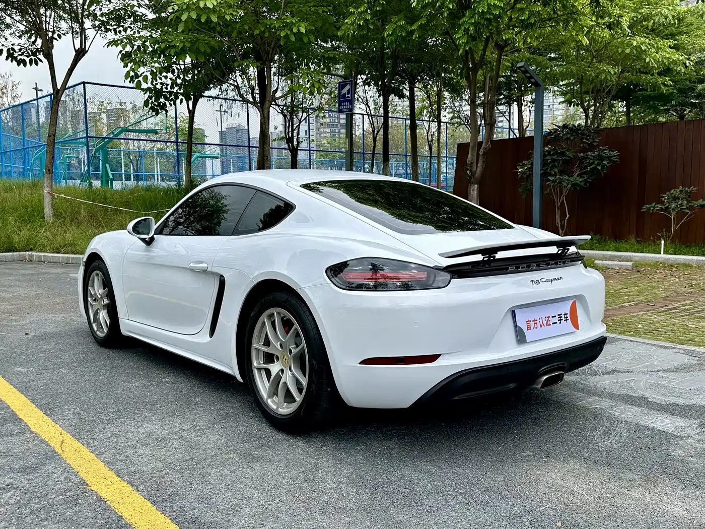 Porsche 718 2018 Cayman 2.0T фото 6