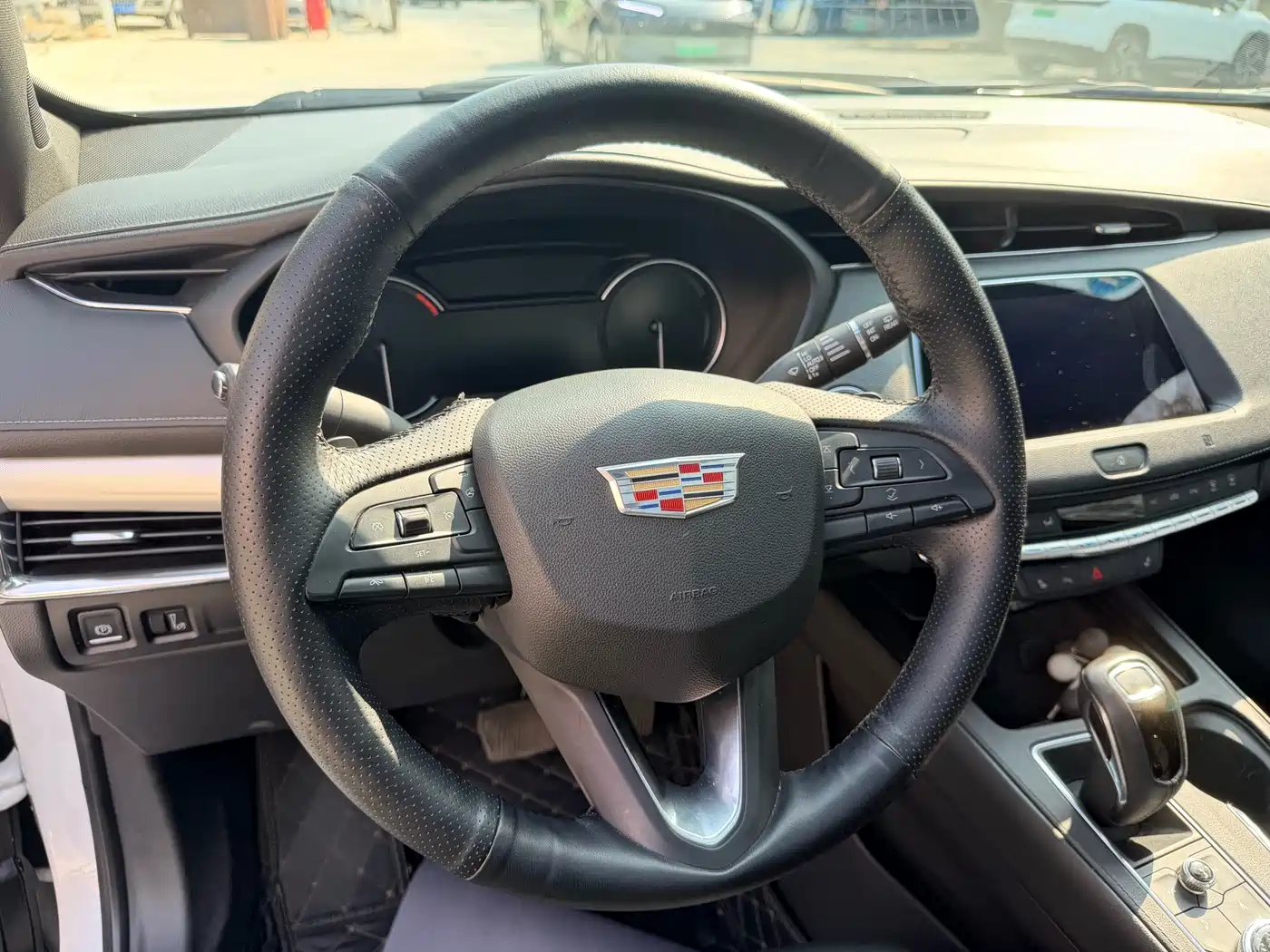 Cadillac XT4 2018 28T FWD Leading Edition фото 7
